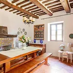 Podere San Luigi - A Real Tuscan Experience Villa *