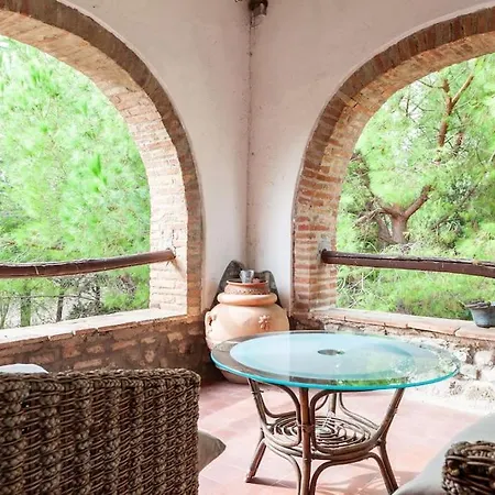 Podere San Luigi - A Real Tuscan Experience Villa